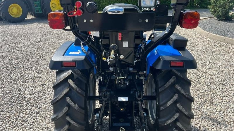 Solis S26 6+2 Gearmaskine med Servostyring og brede trak - Tracteur communal: photos 4 Solis S26 6+2 Gearmaskine med Servostyring og brede trak - Tracteur communal: photos 4