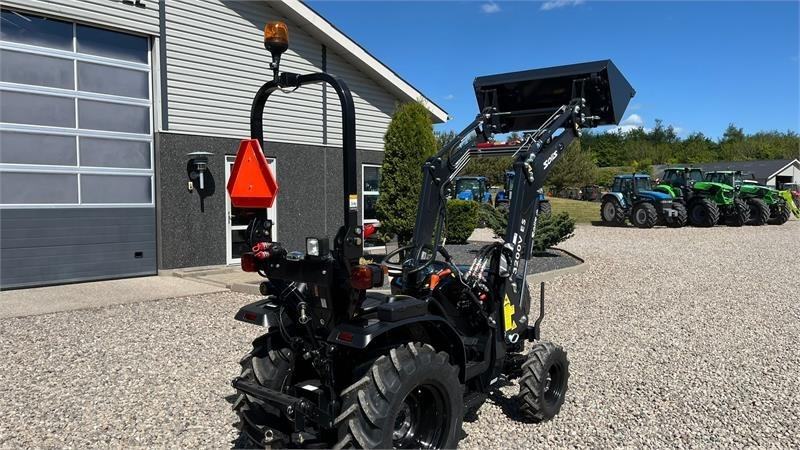 Tracteur communal Solis S26 6+2 gearmaskine Limited Edition i sort med bre: photos 19