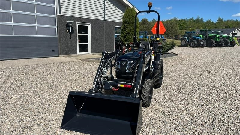 Tracteur communal Solis S26 6+2 gearmaskine Limited Edition i sort med bre: photos 15