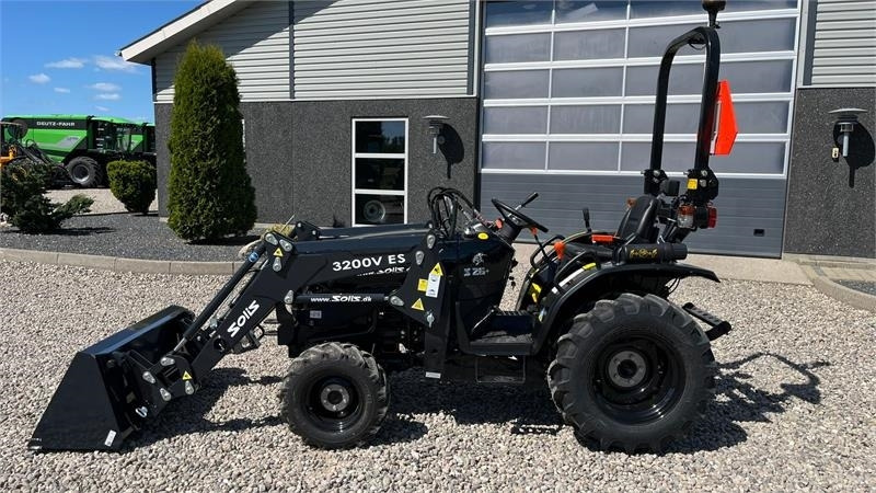 Tracteur communal Solis S26 6+2 gearmaskine Limited Edition i sort med bre: photos 16