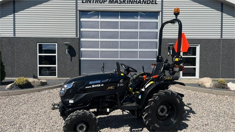 Solis S26 Limited Edition i sort 6+2 Gearmaskine med Ser - Tracteur communal: photos 1 Solis S26 Limited Edition i sort 6+2 Gearmaskine med Ser - Tracteur communal: photos 1