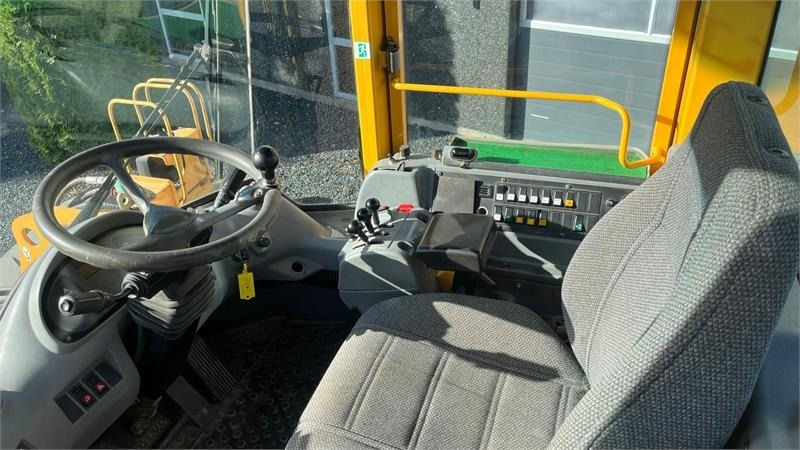 Volvo L70E Med hurtigskift og centralsmørring - Chargeuse sur pneus: photos 4 Volvo L70E Med hurtigskift og centralsmørring - Chargeuse sur pneus: photos 4