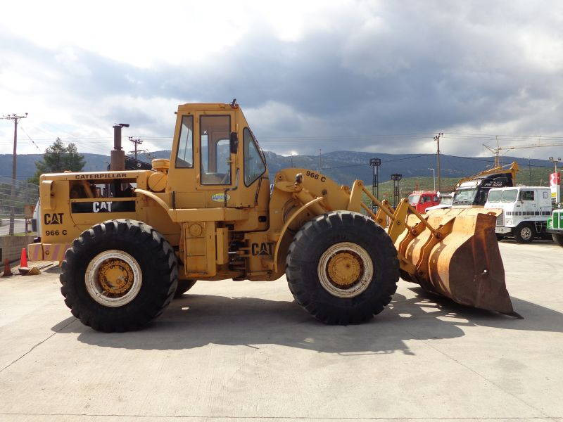 Caterpillar CAT 966C Wheeloader-Sold - Chargeuse sur pneus: photos 1 Caterpillar CAT 966C Wheeloader-Sold - Chargeuse sur pneus: photos 1