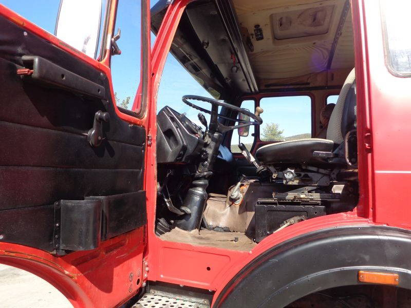 Camion benne Mercedes-Benz NG 2632 V10 Mercedes Benz 2632K6X4: photos 8 Camion benne Mercedes-Benz NG 2632 V10 Mercedes Benz 2632K6X4: photos 8