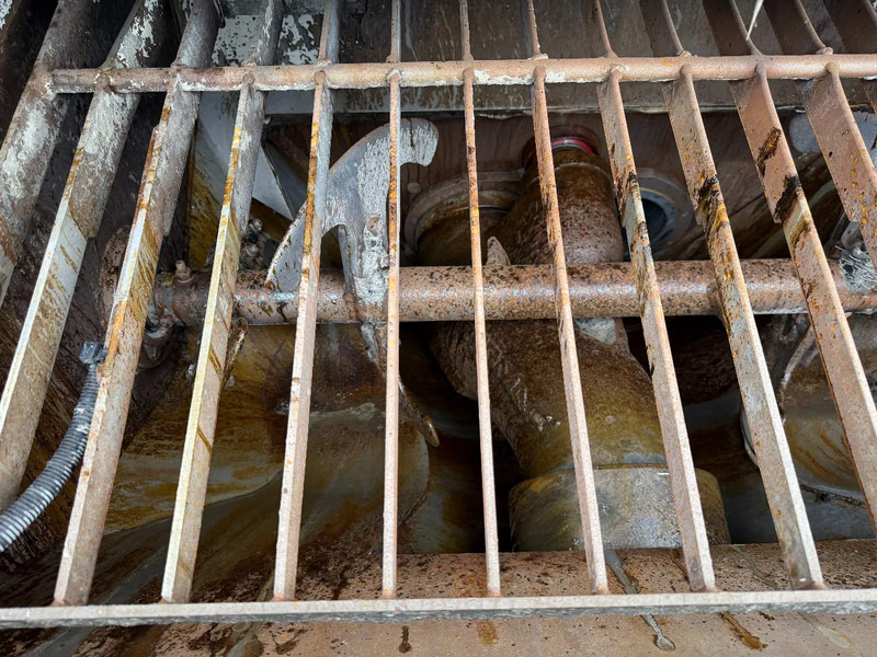 Mercedes-Benz Arocs 2236 PUMI/BETONPOMP!!BETONPUMPE 2017!!SERMAC 4Z27!! only 862 hours!! — crédit-bail Mercedes-Benz Arocs 2236 PUMI/BETONPOMP!!BETONPUMPE 2017!!SERMAC 4Z27!! only 862 hours!!: photos 13