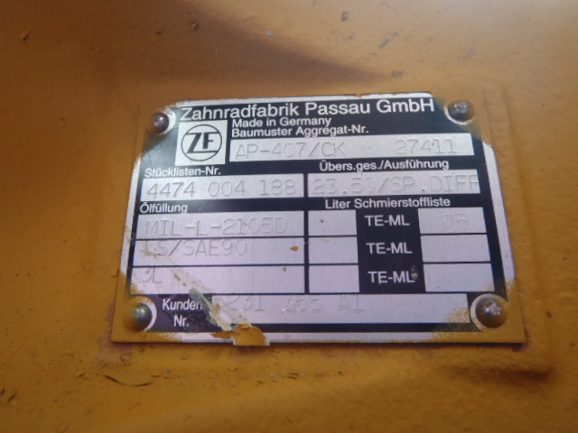 Case 231365A1 - 107931A1 - Essieu arrière pour Engins de chantier: photos 3 Case 231365A1 - 107931A1 - Essieu arrière pour Engins de chantier: photos 3