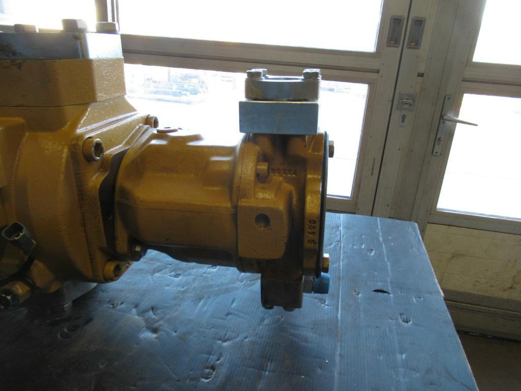 Caterpillar 2478968 - Pompe hydraulique pour Engins de chantier: photos 3 Caterpillar 2478968 - Pompe hydraulique pour Engins de chantier: photos 3