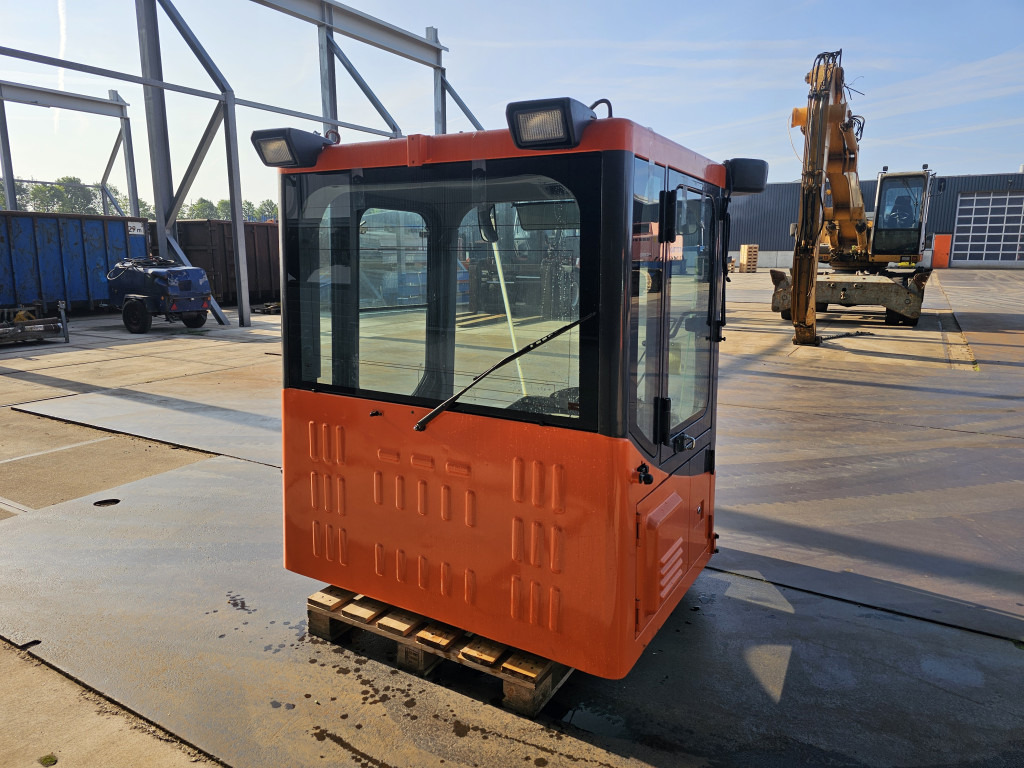 Doosan 220101-00071B - 220101-00071B - Cabine pour Engins de chantier: photos 5 Doosan 220101-00071B - 220101-00071B - Cabine pour Engins de chantier: photos 5