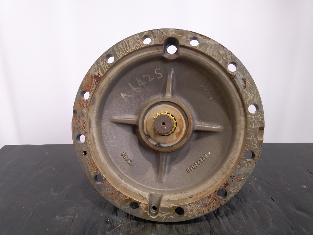 Hitachi 4668923 - 4637117 - Moteur de rotation pour Engins de chantier: photos 5 Hitachi 4668923 - 4637117 - Moteur de rotation pour Engins de chantier: photos 5