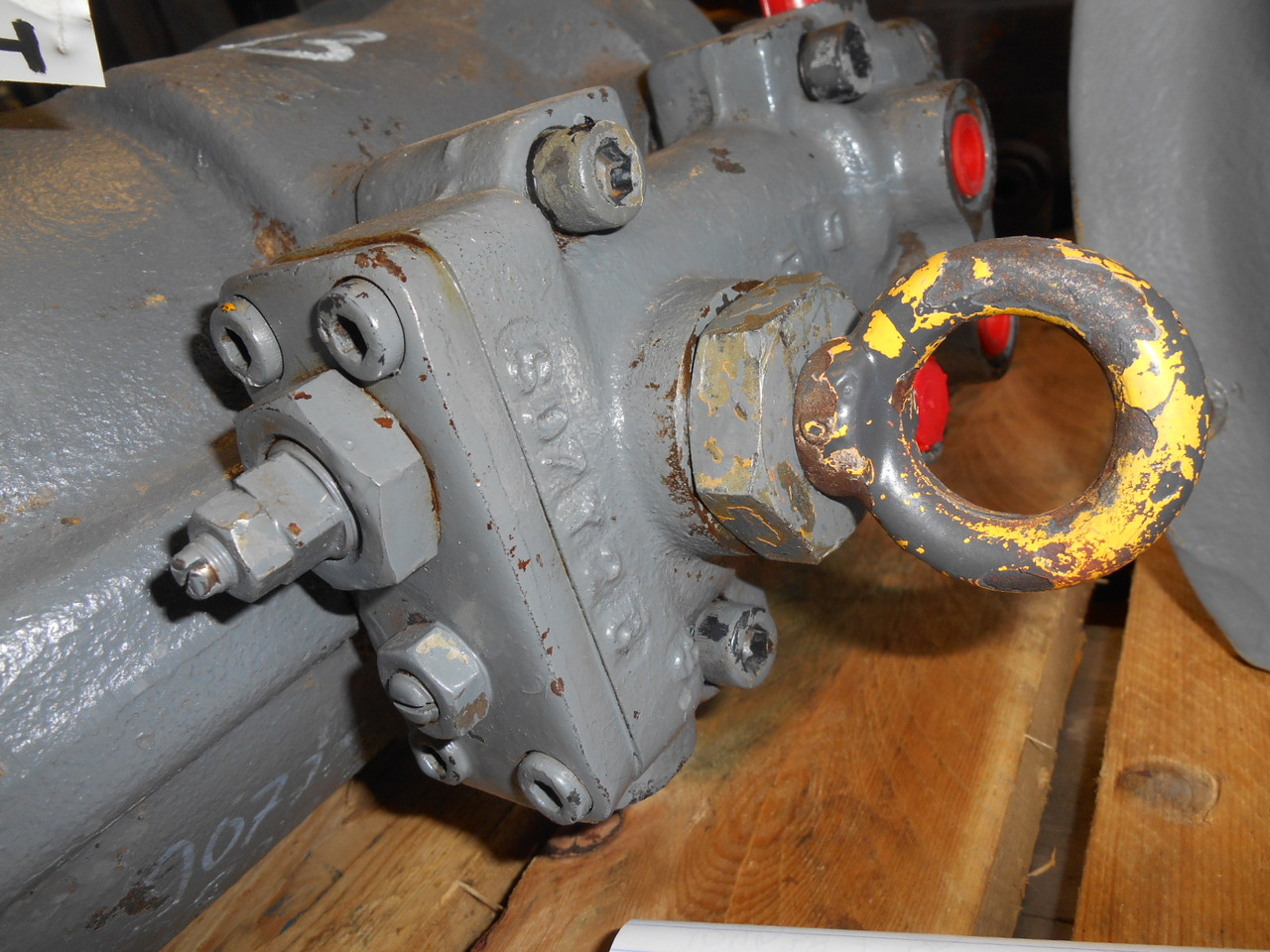 Hitachi 9077555 - - Pompe hydraulique pour Engins de chantier: photos 4 Hitachi 9077555 - - Pompe hydraulique pour Engins de chantier: photos 4