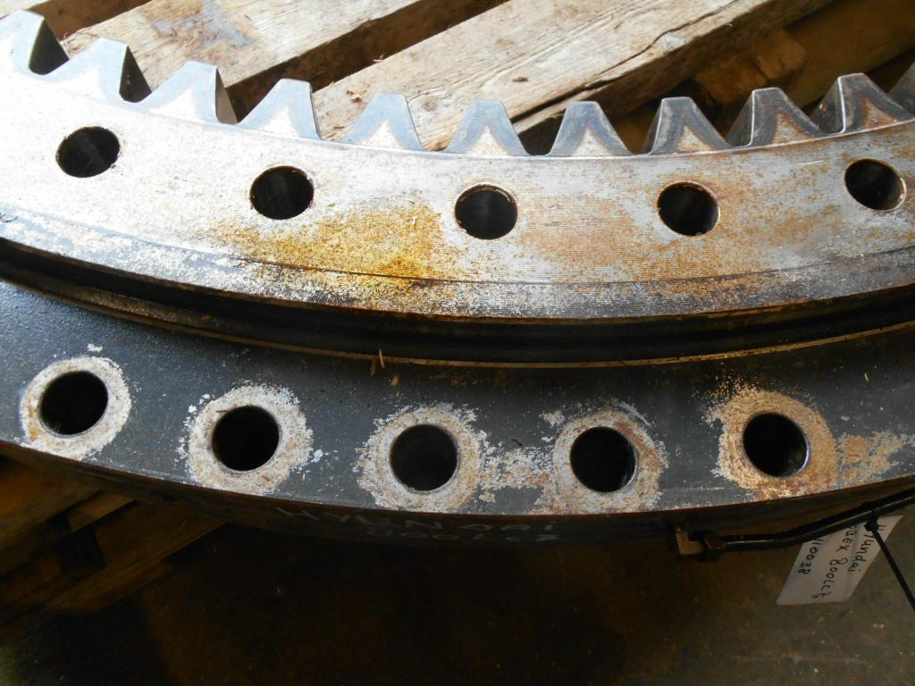 Hyundai 81ND-01020 - 81ND-01021 - Couronne d'orientation pour Engins de chantier: photos 4 Hyundai 81ND-01020 - 81ND-01021 - Couronne d'orientation pour Engins de chantier: photos 4