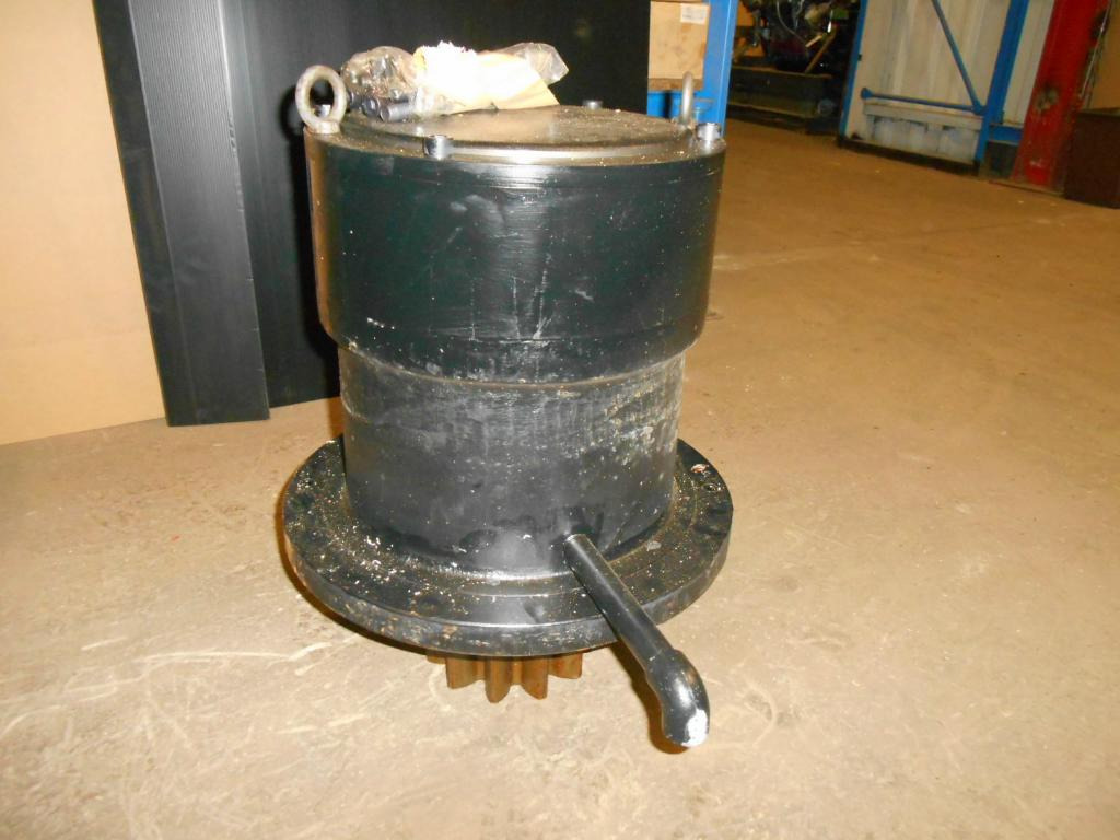 Kobelco LQ32W00009F1 - 72212980 - Moteur de rotation pour Engins de chantier: photos 1 Kobelco LQ32W00009F1 - 72212980 - Moteur de rotation pour Engins de chantier: photos 1