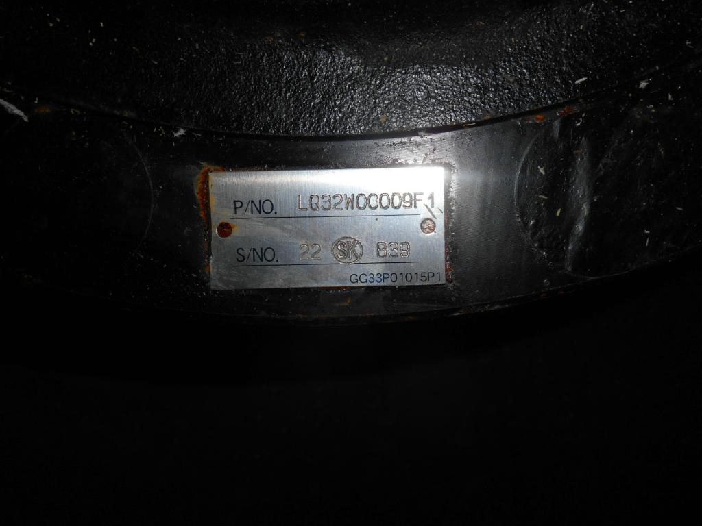 Kobelco LQ32W00009F1 - 72959608 - Moteur de rotation pour Engins de chantier: photos 4 Kobelco LQ32W00009F1 - 72959608 - Moteur de rotation pour Engins de chantier: photos 4