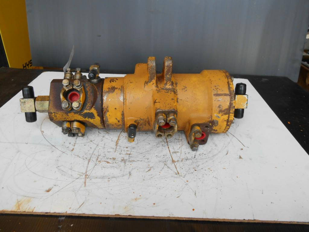 Komatsu PC160-6K - - Hydraulique pour Engins de chantier: photos 2 Komatsu PC160-6K - - Hydraulique pour Engins de chantier: photos 2