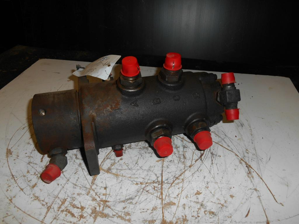 Komatsu PC160-6K - - Hydraulique pour Engins de chantier: photos 3 Komatsu PC160-6K - - Hydraulique pour Engins de chantier: photos 3