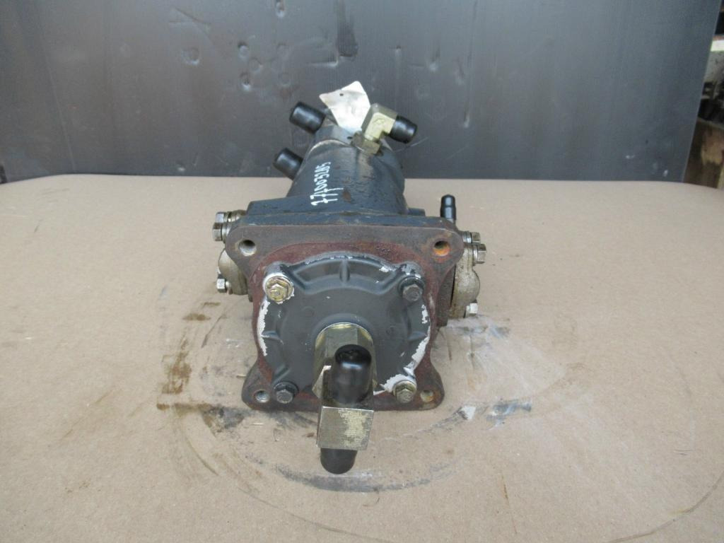 Komatsu PC240LC-7K - - Hydraulique pour Engins de chantier: photos 5 Komatsu PC240LC-7K - - Hydraulique pour Engins de chantier: photos 5