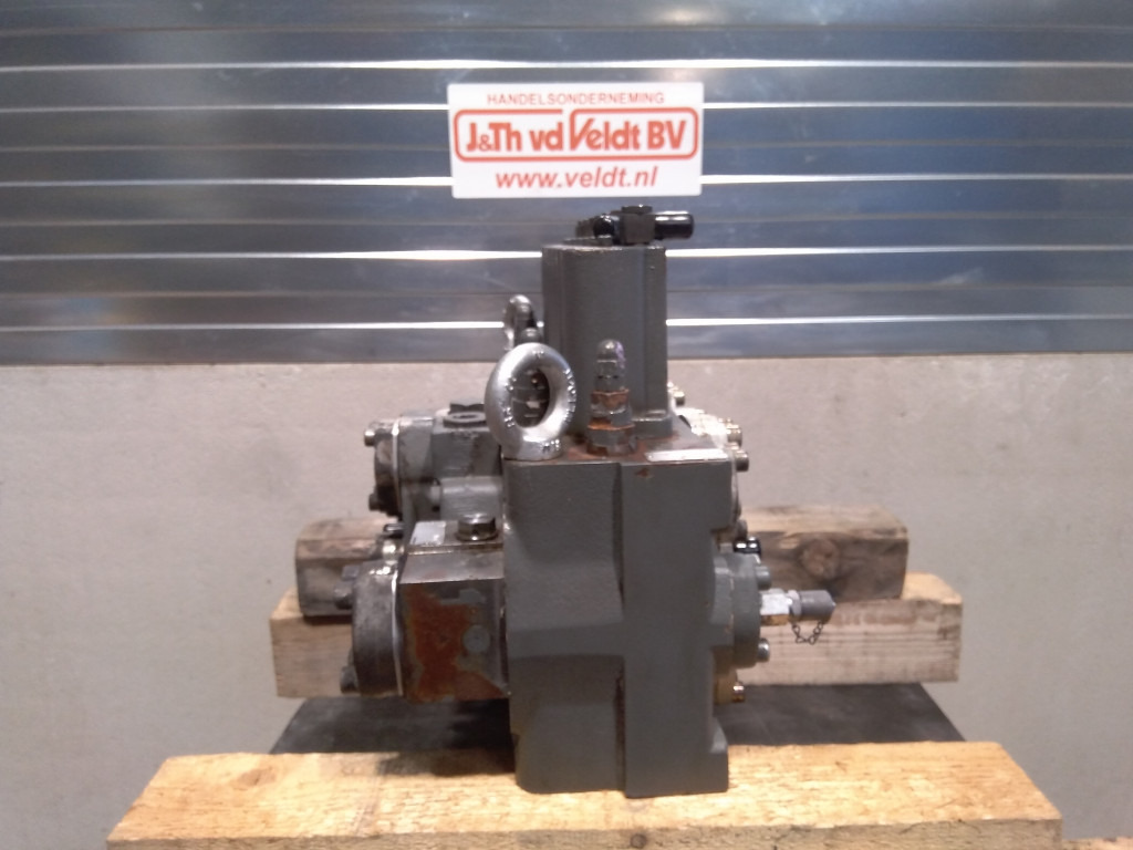 Liebherr 10476463 - Valve hydraulique pour Engins de chantier: photos 4 Liebherr 10476463 - Valve hydraulique pour Engins de chantier: photos 4