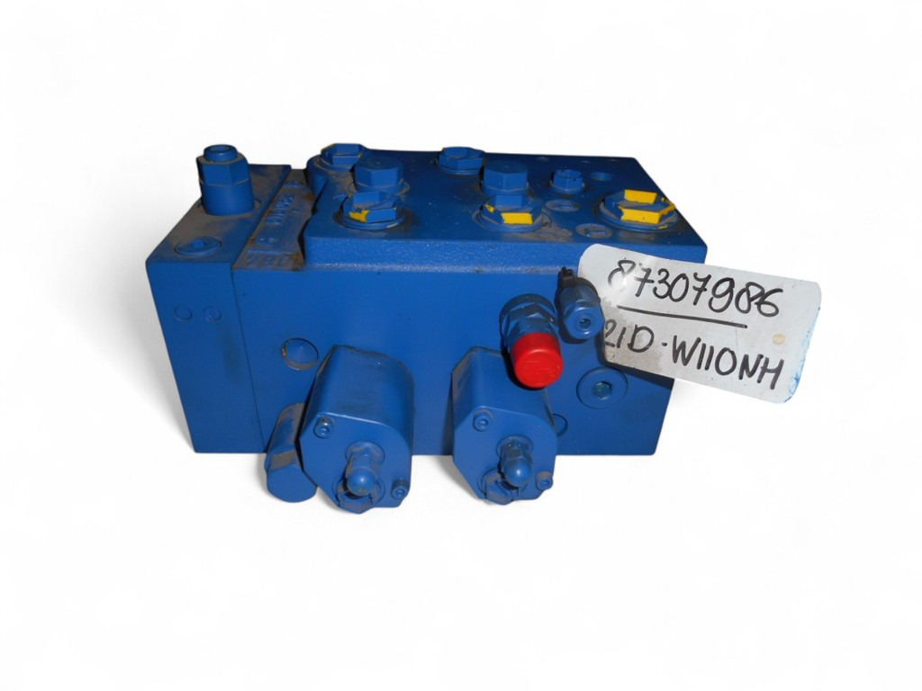 New Holland 87307986 - M6-1215-00/2M6-15 - Valve hydraulique pour Engins de chantier: photos 3 New Holland 87307986 - M6-1215-00/2M6-15 - Valve hydraulique pour Engins de chantier: photos 3