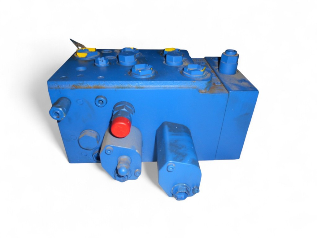 New Holland 87307986 - M6-1215-00/2M6-15 - Valve hydraulique pour Engins de chantier: photos 2 New Holland 87307986 - M6-1215-00/2M6-15 - Valve hydraulique pour Engins de chantier: photos 2