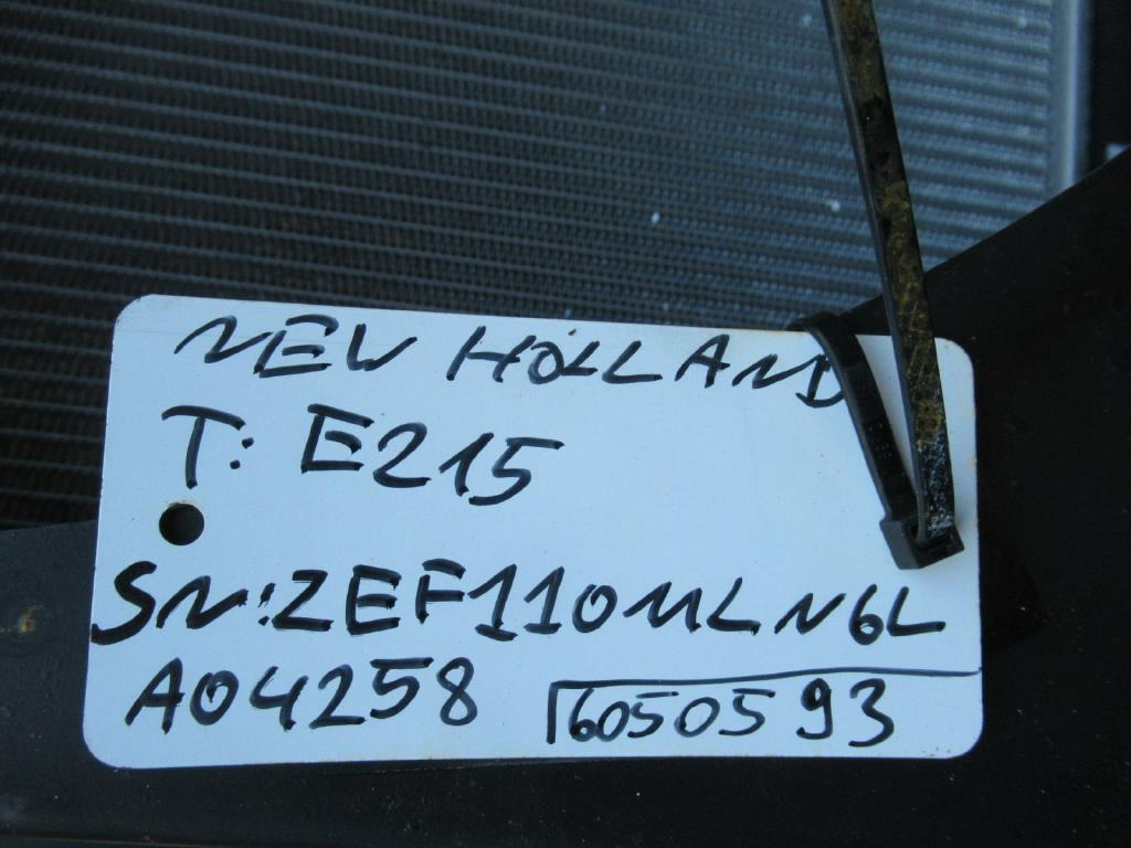 Radiateur pour Engins de chantier New Holland YN05P00034S001: photos 7