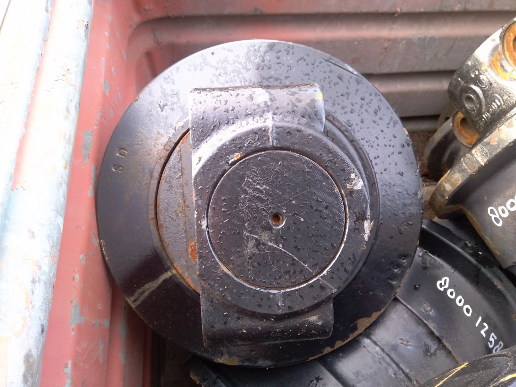 O&K UQ908D00N00008 - - Galet à chenilles pour Engins de chantier: photos 3 O&K UQ908D00N00008 - - Galet à chenilles pour Engins de chantier: photos 3