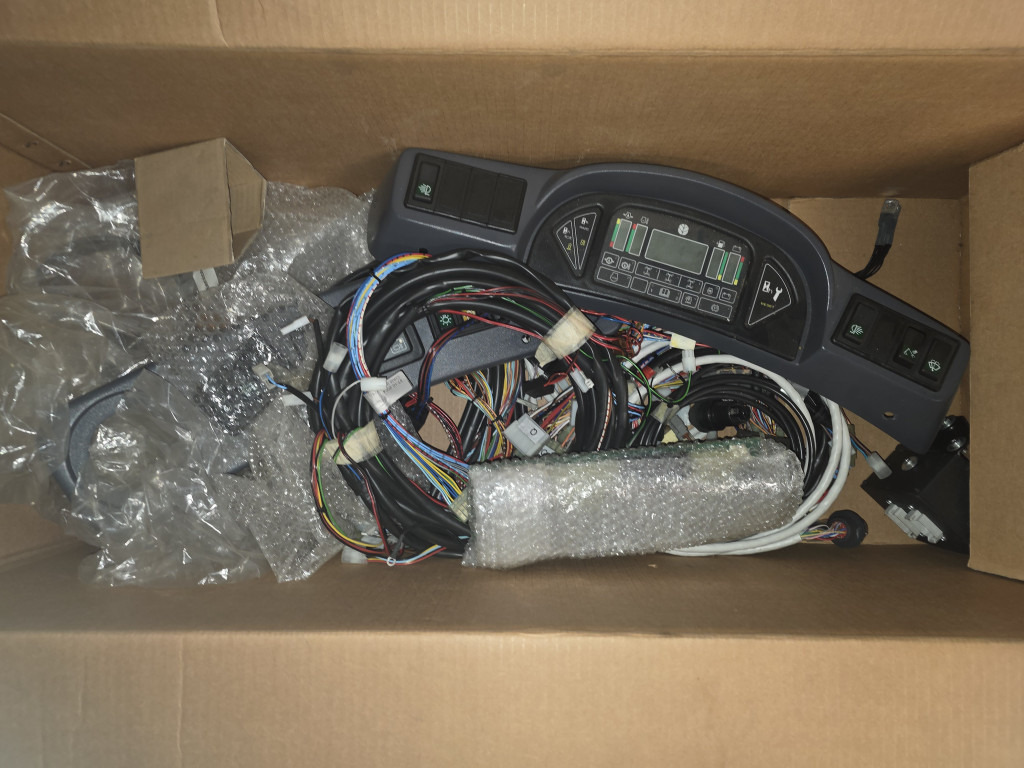 New Holland 85805689 - Pièces de rechange pour Machine agricole: photos 3 New Holland 85805689 - Pièces de rechange pour Machine agricole: photos 3