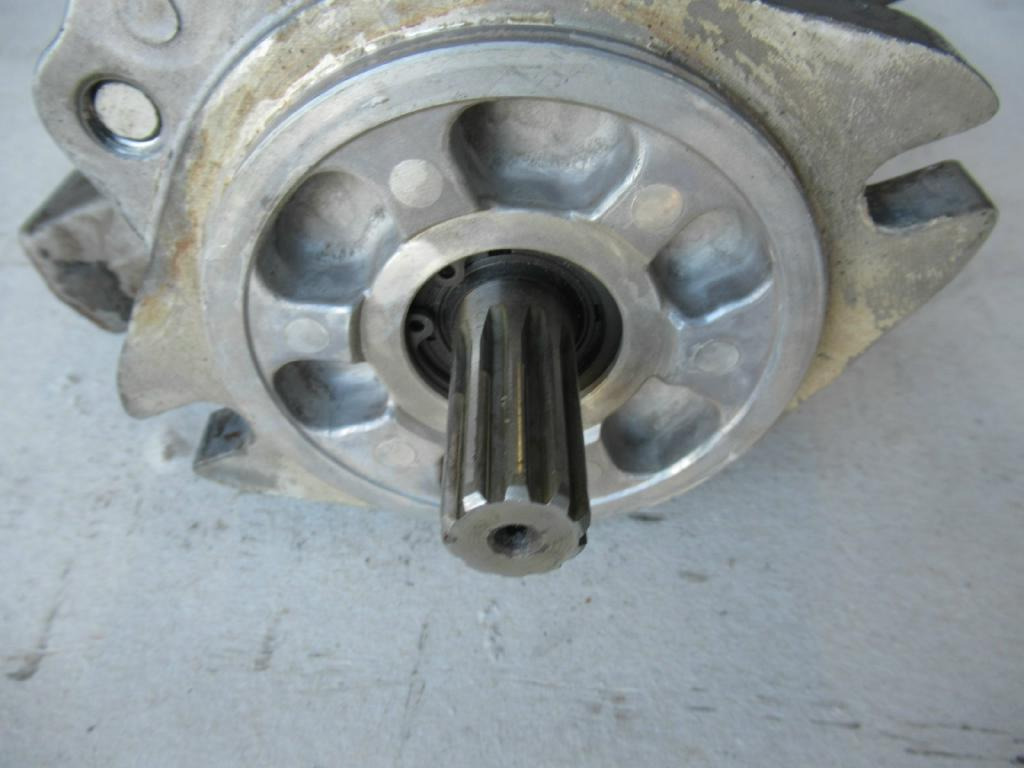 Zexel 307002-4650 - - Pompe hydraulique pour Engins de chantier: photos 3 Zexel 307002-4650 - - Pompe hydraulique pour Engins de chantier: photos 3