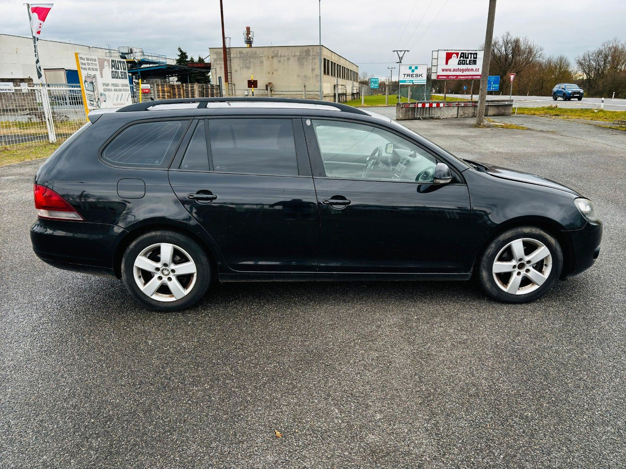 Volkswagen Golf VI Variant Trendline - Voiture break: photos 3 Volkswagen Golf VI Variant Trendline - Voiture break: photos 3