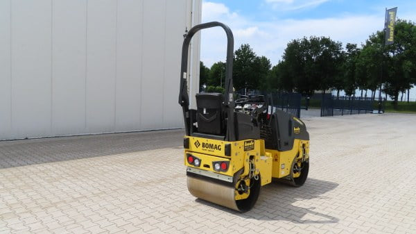 Bomag BW 80 AD-5 - Rouleau compresseur: photos 2 Bomag BW 80 AD-5 - Rouleau compresseur: photos 2