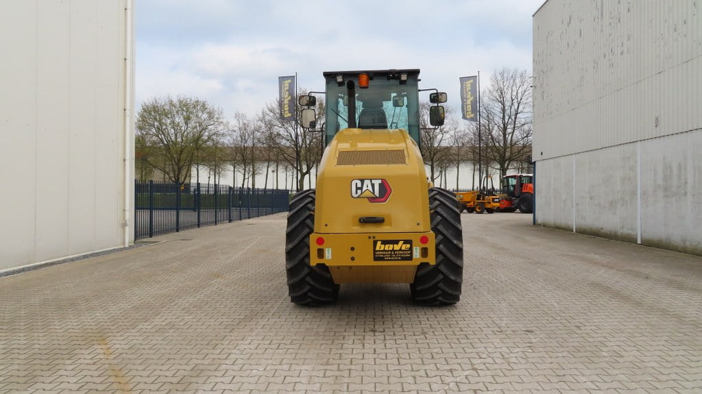 Caterpillar CS 66 B - Compacteur à pieds de mouton/ Monocylindre: photos 3 Caterpillar CS 66 B - Compacteur à pieds de mouton/ Monocylindre: photos 3