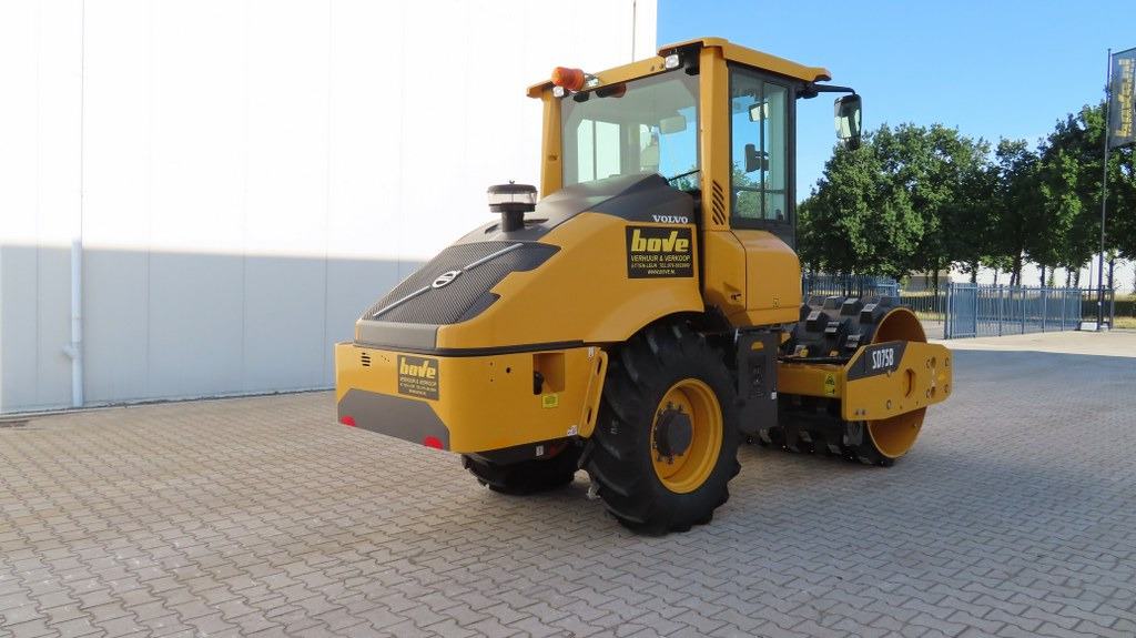 Volvo SD 75 B - Compacteur à pieds de mouton/ Monocylindre: photos 2 Volvo SD 75 B - Compacteur à pieds de mouton/ Monocylindre: photos 2
