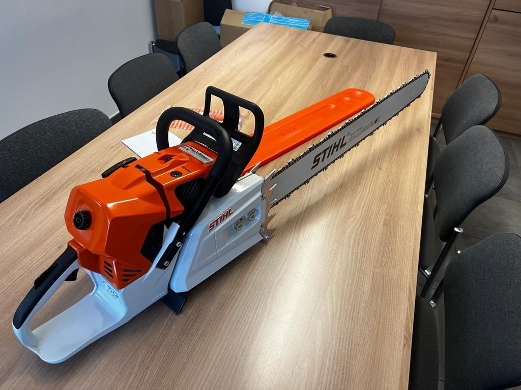 Stihl MS 881 - Outil/ Équipement: photos 3 Stihl MS 881 - Outil/ Équipement: photos 3