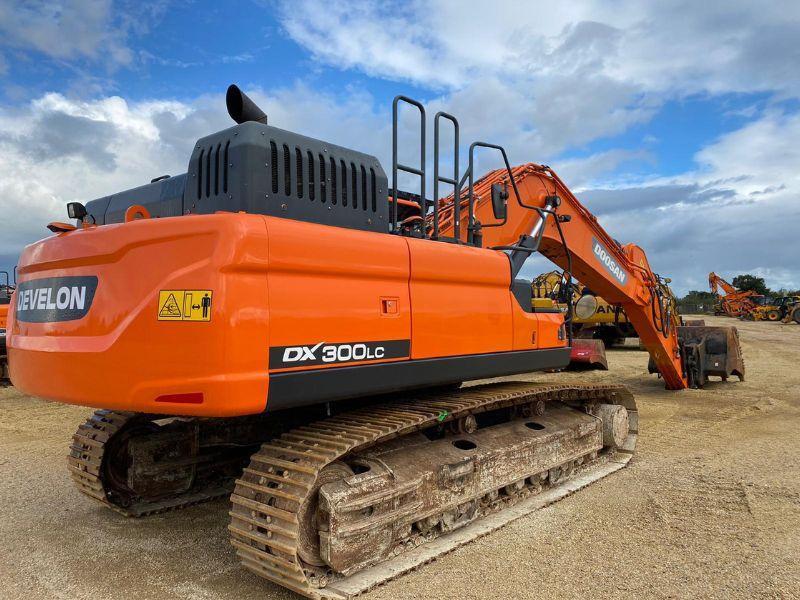 Doosan DX300LC - Pelle sur chenille: photos 3 Doosan DX300LC - Pelle sur chenille: photos 3