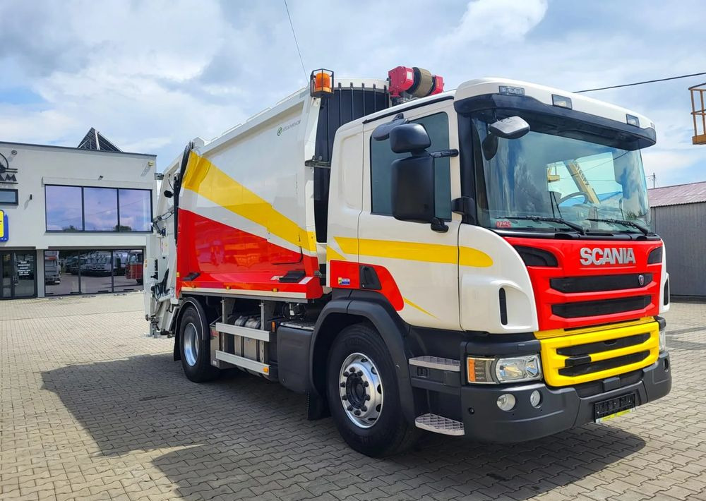 Scania P320 - Benne à ordures ménagères: photos 2 Scania P320 - Benne à ordures ménagères: photos 2