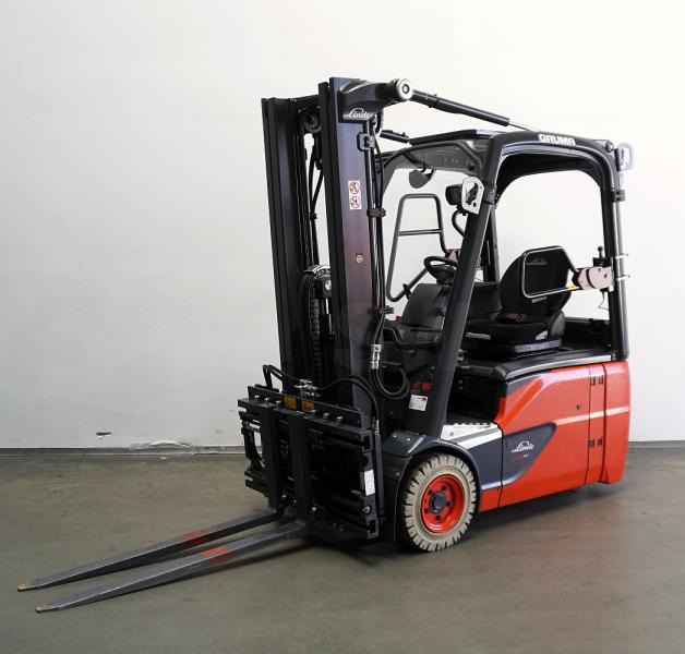 Linde E 16 EVO 386-02 - Chariot élévateur électrique: photos 1 Linde E 16 EVO 386-02 - Chariot élévateur électrique: photos 1