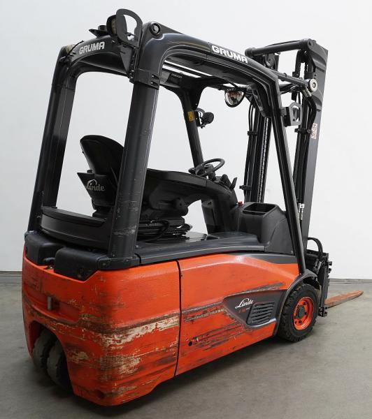 Linde E 16 EVO 386-02 - Chariot élévateur électrique: photos 2 Linde E 16 EVO 386-02 - Chariot élévateur électrique: photos 2