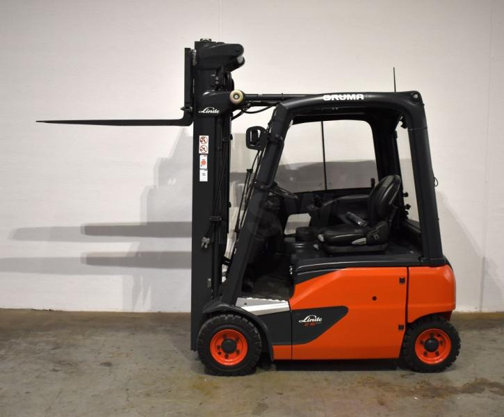 Linde E 16 P EVO 386-02 - Chariot élévateur électrique: photos 4 Linde E 16 P EVO 386-02 - Chariot élévateur électrique: photos 4