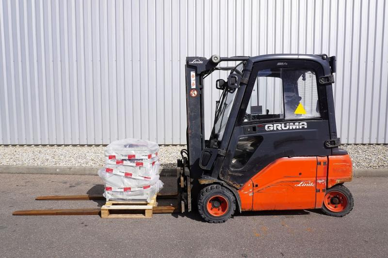 Linde E 20 PL 386 - Chariot élévateur électrique: photos 3 Linde E 20 PL 386 - Chariot élévateur électrique: photos 3