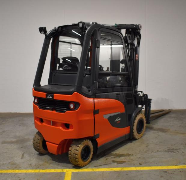 Linde E 30/600 H 1252 - Chariot élévateur électrique: photos 2 Linde E 30/600 H 1252 - Chariot élévateur électrique: photos 2