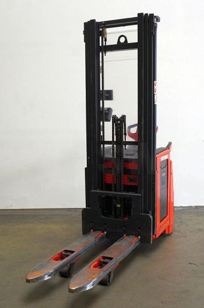 Linde L 14 AP i ION 1173 - Gerbeur: photos 2 Linde L 14 AP i ION 1173 - Gerbeur: photos 2