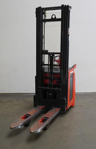 Linde L 14 AP i ION 1173 - Gerbeur: photos 2 Linde L 14 AP i ION 1173 - Gerbeur: photos 2