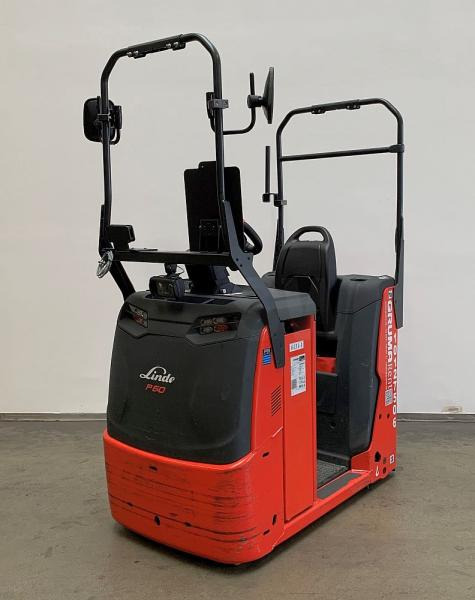 Linde P 60 C 4595-00 - Chariot tracteur: photos 2 Linde P 60 C 4595-00 - Chariot tracteur: photos 2