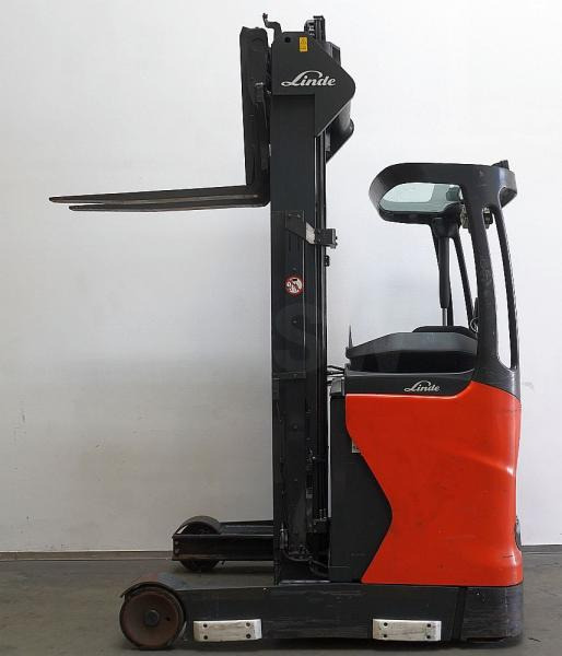 Linde R 16 1120 - Chariot à mât rétractable: photos 4 Linde R 16 1120 - Chariot à mât rétractable: photos 4