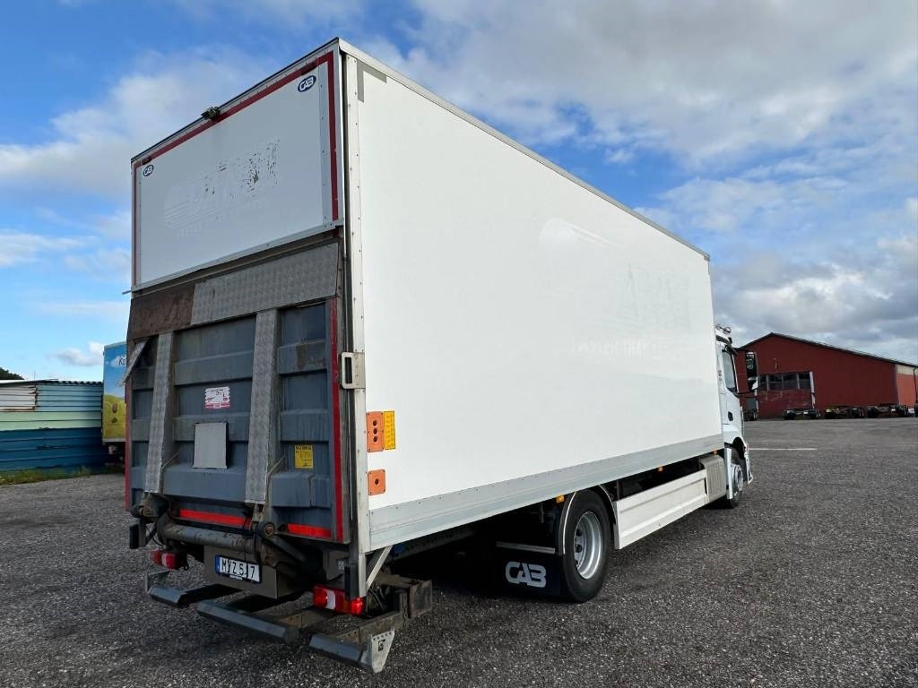 Mercedes-Benz ACTROS 1836 Euro 6 8468 - Camion fourgon: photos 4 Mercedes-Benz ACTROS 1836 Euro 6 8468 - Camion fourgon: photos 4