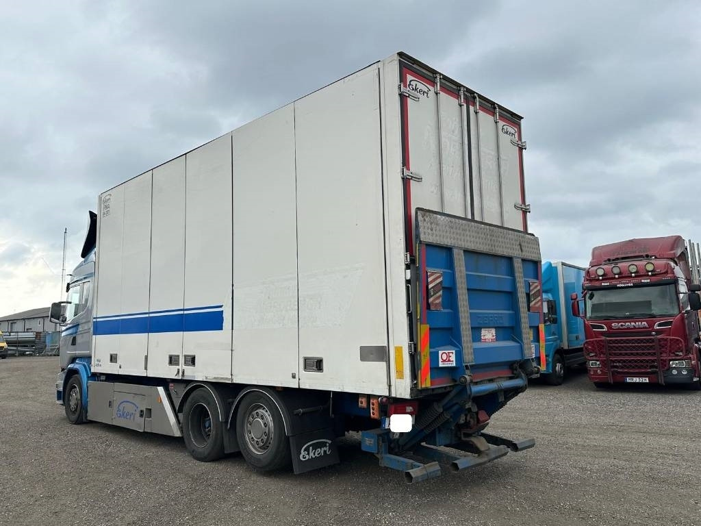 Scania R490LB6X2*4MNB serie 0098 - Camion frigorifique: photos 2 Scania R490LB6X2*4MNB serie 0098 - Camion frigorifique: photos 2