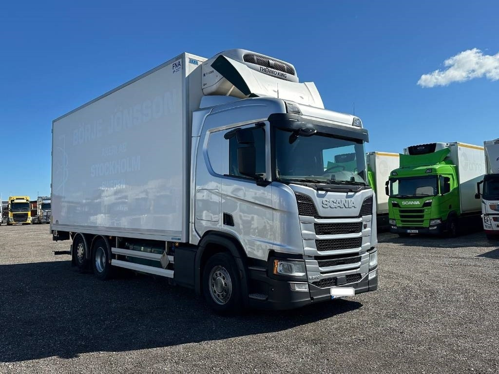 Scania R500B6X2*4NB serie 0633 - Camion frigorifique: photos 1 Scania R500B6X2*4NB serie 0633 - Camion frigorifique: photos 1