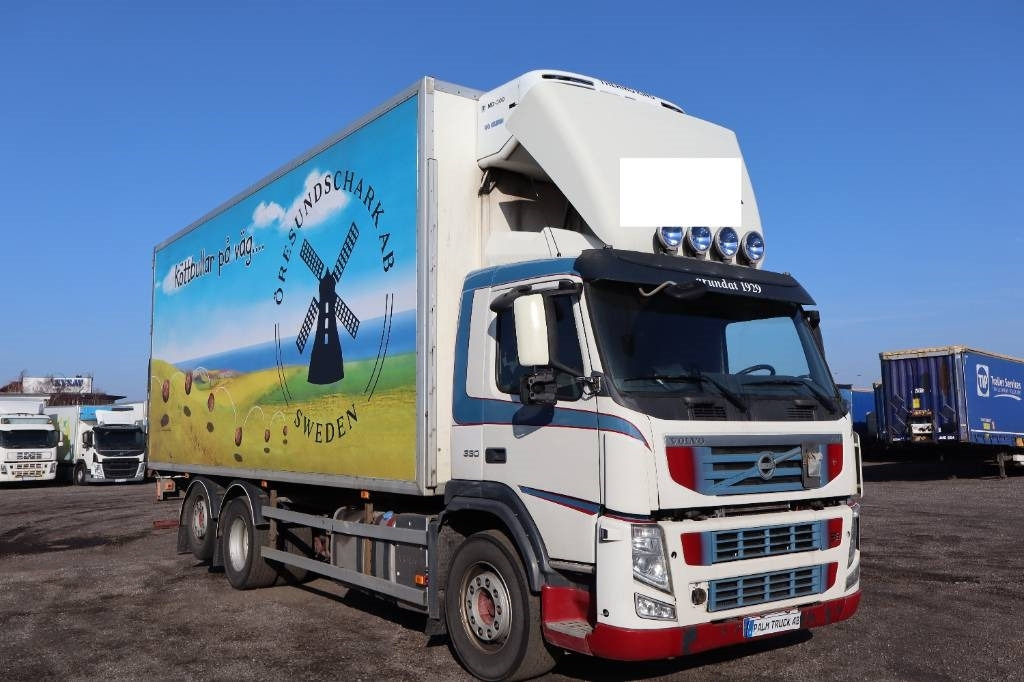 Volvo FM 6*2 serie 8310 - Camion frigorifique: photos 2 Volvo FM 6*2 serie 8310 - Camion frigorifique: photos 2