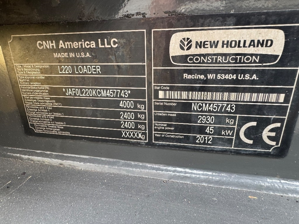 New Holland L220 - Mini chargeuse: photos 4 New Holland L220 - Mini chargeuse: photos 4