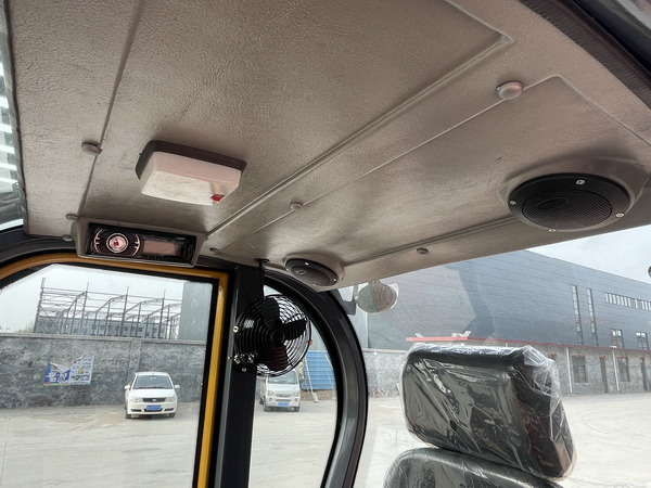 Qingdao Promising CE Telescopic Loader ZL15 - Chargeuse sur pneus télescopique: photos 5 Qingdao Promising CE Telescopic Loader ZL15 - Chargeuse sur pneus télescopique: photos 5