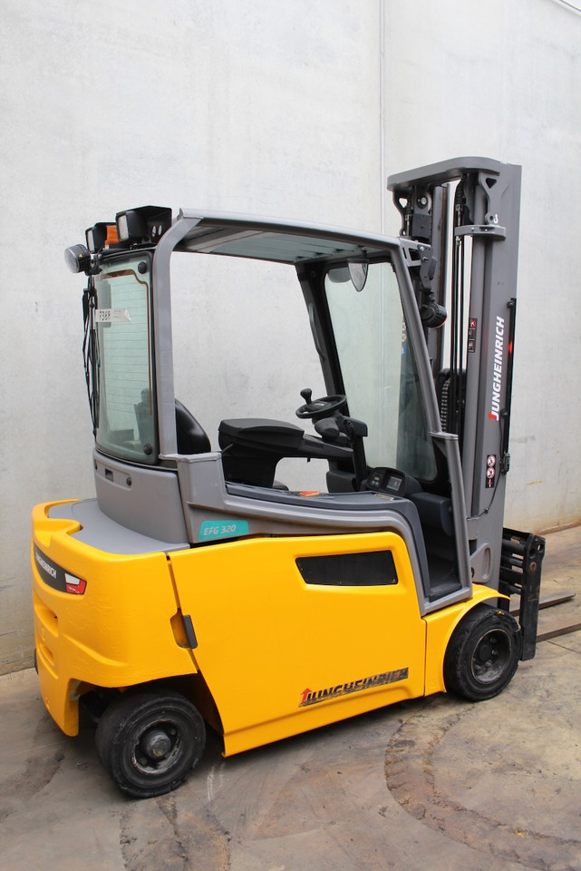 Jungheinrich EFG 320 545 DZ - Chariot élévateur électrique: photos 2 Jungheinrich EFG 320 545 DZ - Chariot élévateur électrique: photos 2
